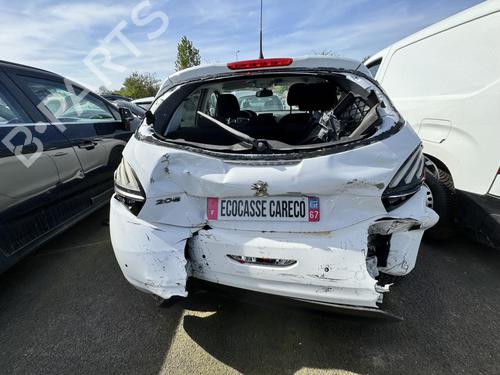 Fuse box PEUGEOT 208 I (CA_, CC_) 1.2 VTI 82 | BP21305074E1 