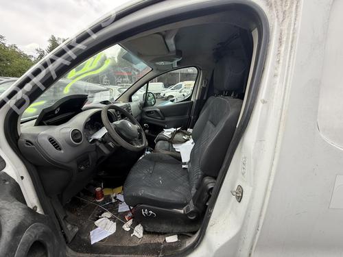 Left headlight PEUGEOT PARTNER Box Body/MPV 1.6 HDi | BP27337432C28  - Image 12