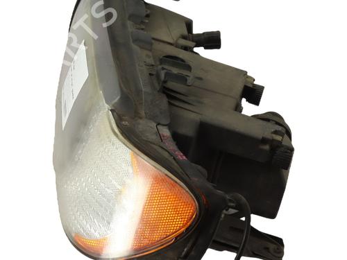 Left headlight BMW X5 (E53) 3.0 d | BP37684417C28 - Image 3