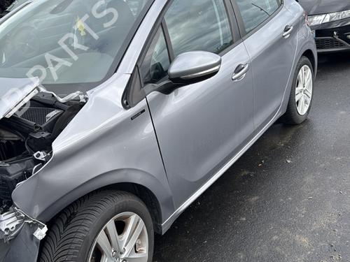 Rear mirror PEUGEOT 208 I (CA_, CC_) 1.2 VTI 82 | BP30638446I6