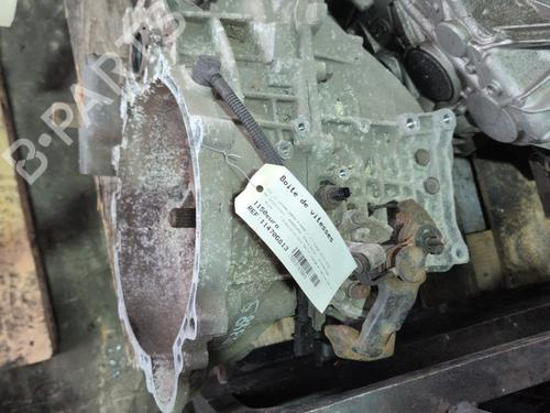 gearbox-kia-carens-iv-2013-29967287 main image