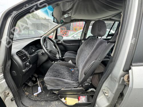 Front left belt tensioner OPEL ZAFIRA A MPV (T98) 2.2 DTI 16V (F75) | BP21300749C87 