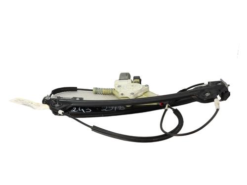 Rudehejsemotor forskærm højre BMW 1 (E81) 118 i (143 hp) 32235752