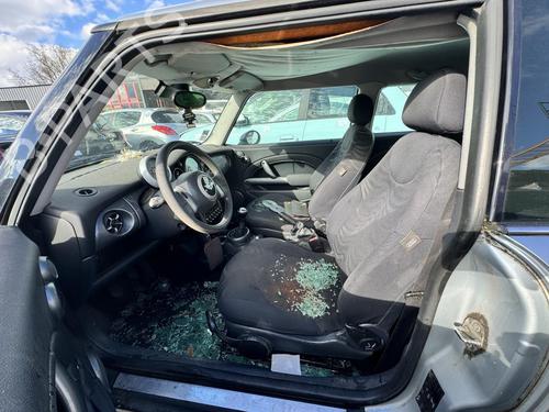 Switch MINI MINI (R50, R53) One D | BP21371984I30  - Image 18