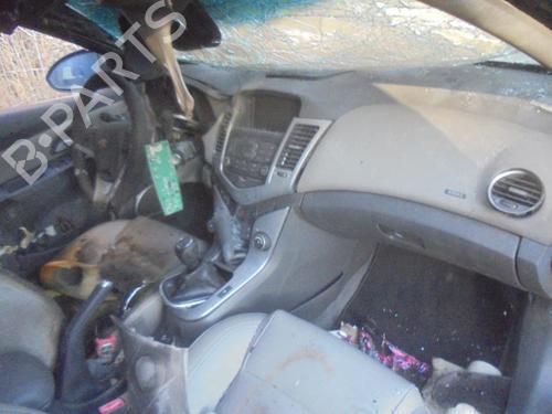 Left headlight CHEVROLET CRUZE (J300) 2.0 CDI | BP21306011C28 