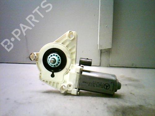 Used Right front window motor MERCEDES-BENZ A-CLASS (W169) A 200 CDI (169.008, 169.308) (140 hp) 21363107
