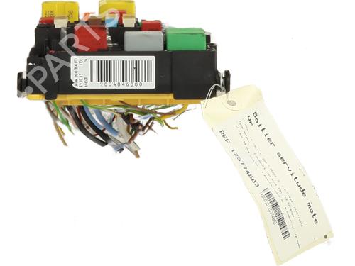 Used Fuse box Fuse box PEUGEOT 208 I (CA_, CC_) 1.6 HDi / BlueHDi 75 (75 hp) 35824541 35824541