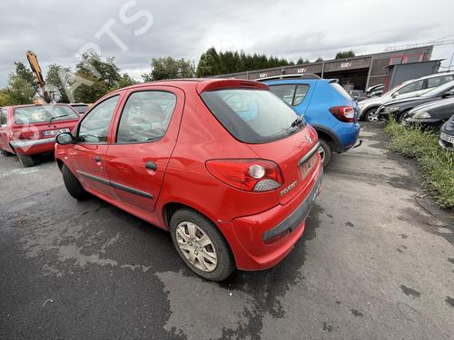 Mass air flow sensor PEUGEOT 206+ (2L_, 2M_) 1.4 HDi eco 70 | BP28328920M95  - Image 16