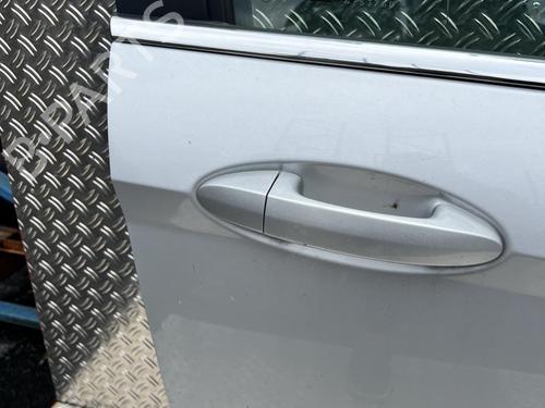 Used Left front door Left front door 27685244 27685244