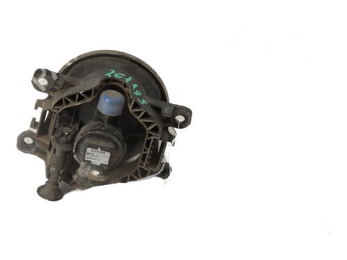 left-front-fog-light-renault-megane-iv-grandtour-k9amn_-2016-35827603 main image