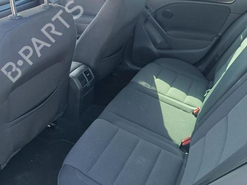 Fuse box VW GOLF VI (5K1) 2.0 TDI | BP38762798E1 - Image 17