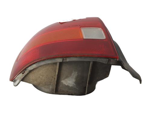 Venstre Baklys HONDA CIVIC VI Hatchback (EJ, EK) 1.4 i S (EJ9) (90 hp) 32021674