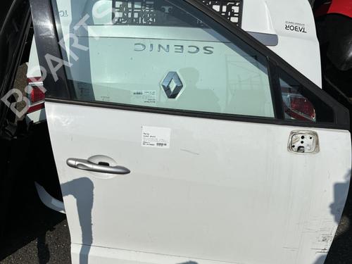 Used Right front door RENAULT SCÉNIC III (JZ0/1_) 1.4 16V (JZ0F, JZ1V) (131 hp) 21314393