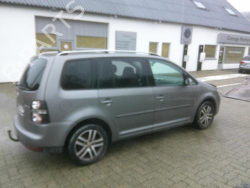 Right front window motor VW TOURAN (1T1, 1T2) 2.0 TDI 16V | BP23813731E20 