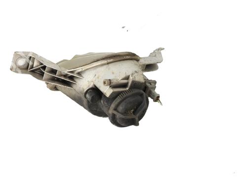 left-front-fog-light-peugeot-206-cc-2d-2000-2001-2002-2003-2004-2005-2006-2007-2008-33452277 main image