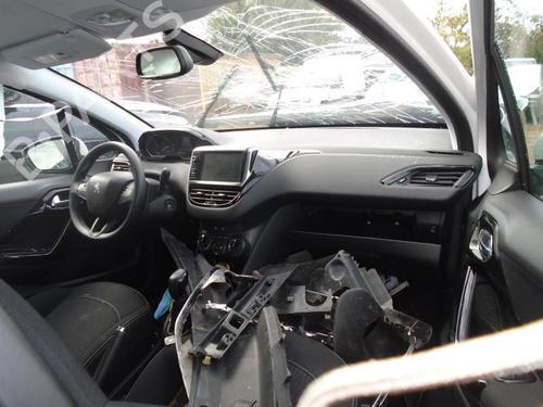 Seat buckle PEUGEOT 208 I (CA_, CC_) 1.2 VTI 82 | BP21314788I32 