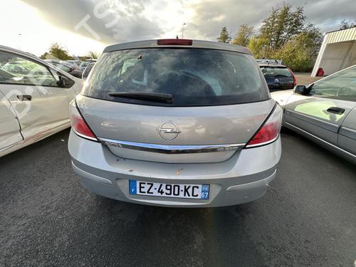 Left headlight OPEL ASTRA H (A04) 1.9 CDTI (L48) | BP21369597C28 