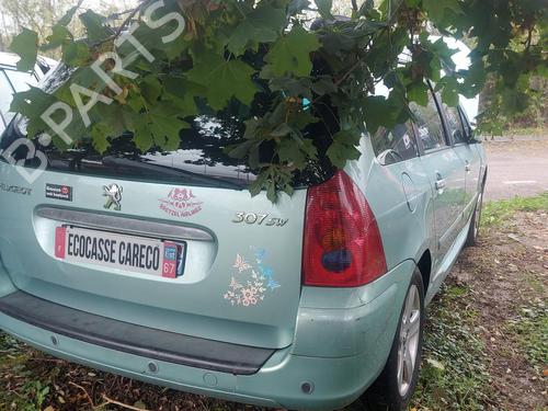 Right taillight PEUGEOT 307 SW (3H) 2.0 16V | BP21884741C35 
