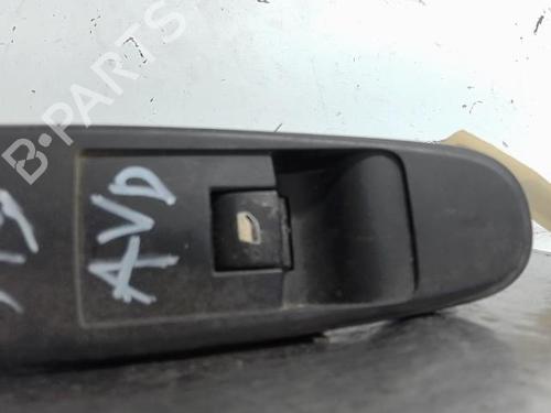 Used Right front window switch Right front window switch FORD FIESTA V (JH_, JD_) 1.4 TDCi (68 hp) 21370582 21370582