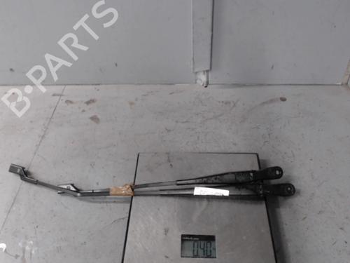 Used Front windshield wiper arm PEUGEOT 2008 I (CU_) 1.2 THP 110 / PureTech 110 (110 hp) 21294050