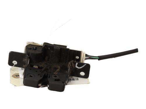 Tailgate lock RENAULT CLIO III (BR0/1, CR0/1) 1.6 16V (BR09, BR0T, CR09, CR0T) | BP32046987C101