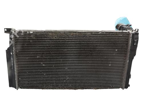 Used Water radiator Water radiator 38321124 38321124