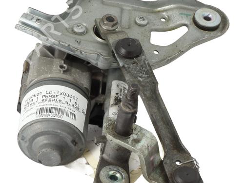 Used Front wiper motor PEUGEOT 5008 (0U_, 0E_) 1.6 16V (120 hp) 21367481