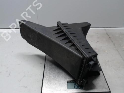 Used Air filter box JAGUAR XF I (X250) 3.0 D (275 hp) 21366579