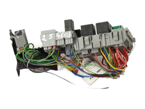 Used Fuse box Fuse box VOLVO S60 I (384) 2.4 (140 hp) 31359940 31359940