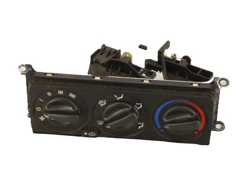 Used Climate control Climate control HYUNDAI GALLOPER II (JK-01) 2.5 TD intercooler (99 hp) 40032253 40032253