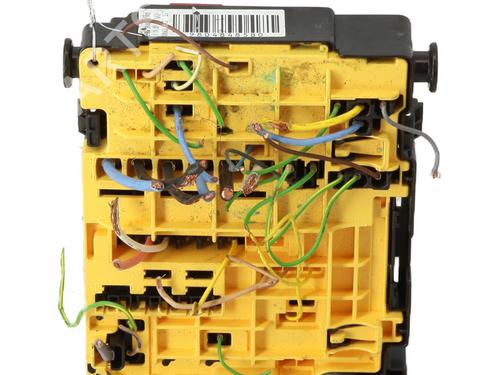 Used Fuse box Fuse box PEUGEOT 208 I (CA_, CC_) 1.6 BlueHDi 100 (100 hp) 21370530 21370530