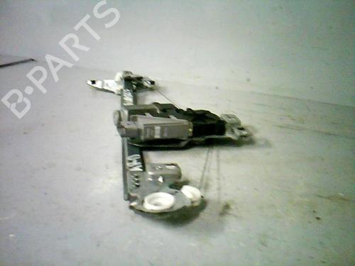Rudehejsemotor bagstkærm højre PEUGEOT 307 Break (3E) 2.0 HDi 135 (136 hp) 21366157