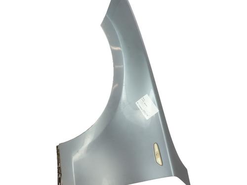 left-front-fenders-bmw-1-e87-2003-2004-2005-2006-2007-2008-2009-2010-2011-2012-2013-39521883 main image