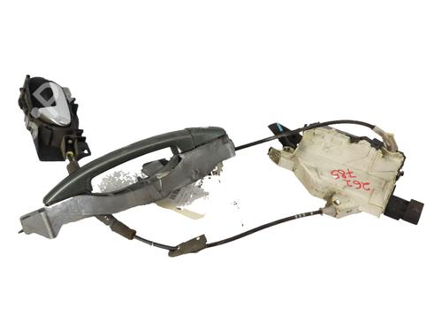 Front left lock CITROËN C3 II (SC_) 1.4 HDi 70 (SC8HZC, SC8HR0, SC8HP4) | BP38631960C98 - Image 3