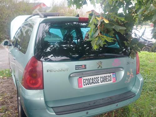 Right taillight PEUGEOT 307 SW (3H) 2.0 16V | BP21884741C35 