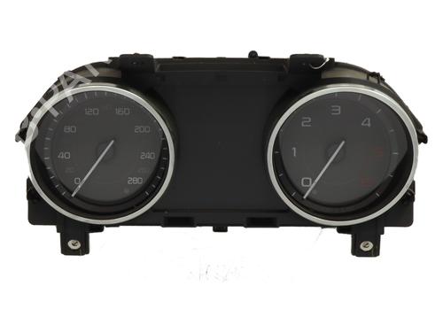 Used Instrument cluster Instrument cluster 36815886 36815886