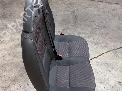 Used Right front seat Right front seat 39172646 39172646
