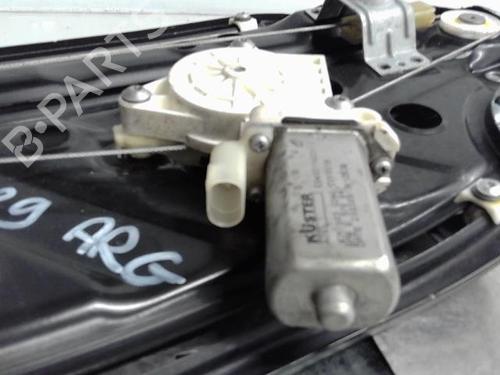Used Left rear window motor BMW 1 Convertible (E88) 118 d (143 hp) 21369536