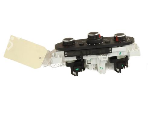 climate-control-dacia-sandero-ii-2012-33657162 main image