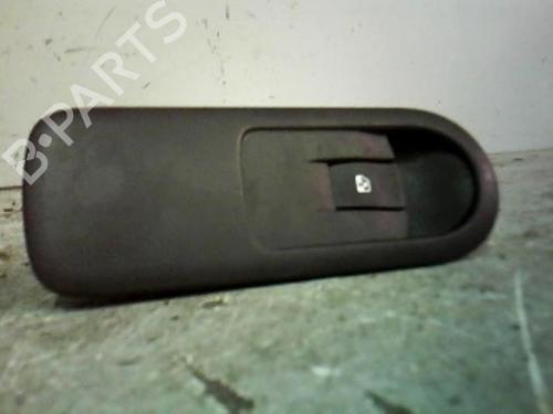 Used Right front window switch RENAULT SCÉNIC II (JM0/1_) 1.5 dCi (JM1E, JM16) (106 hp) 21321667