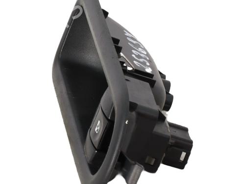 Used Right front window switch Right front window switch 29398715 29398715