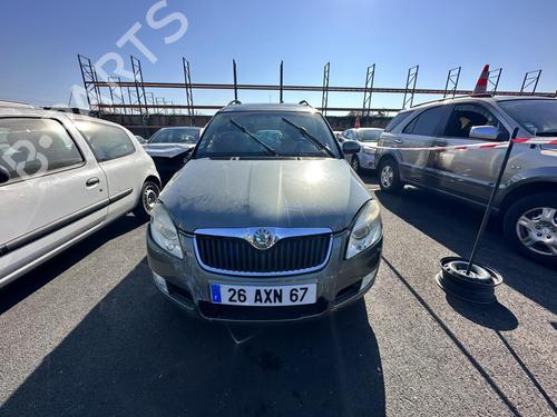Right taillight SKODA ROOMSTER (5J7) 1.9 TDI | BP21309397C35 