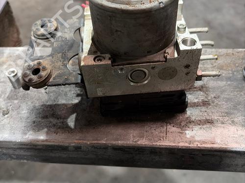 Used ABS pump ABS pump 37244185 37244185