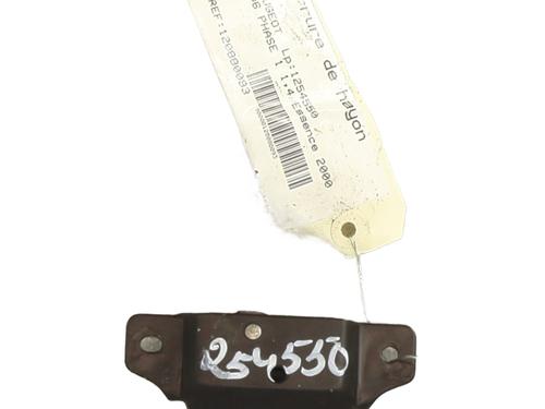 Used Tailgate lock Tailgate lock PEUGEOT 206 Hatchback (2A/C) 1.4 i (75 hp) 32235748 32235748