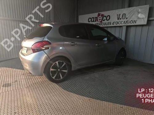 Dashboard PEUGEOT 208 I (CA_, CC_) 1.2 PureTech 82 | BP33796700C46 - Image 14