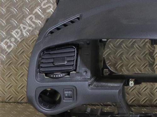 Used Dashboard Dashboard 38044349 38044349