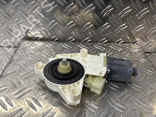 Left rear window motor MERCEDES-BENZ C-CLASS (W204) C 200 CDI (204.007, 204.006) | BP25260496E23 