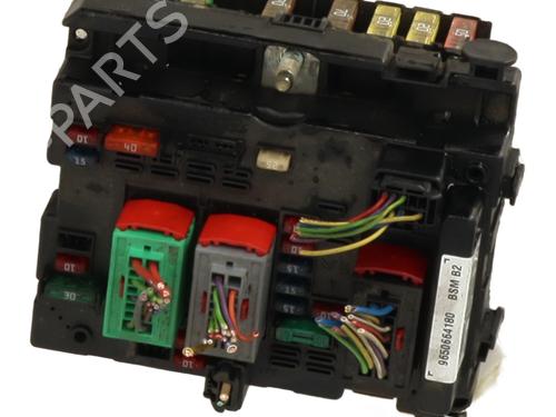 Used Fuse box Fuse box PEUGEOT 206 Hatchback (2A/C) 1.4 HDi eco 70 (68 hp) 31194675 31194675