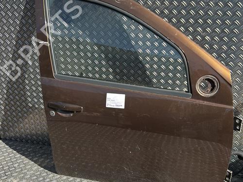 Dør højre fortil DACIA DUSTER (HS_) 1.5 dCi (HSMC) (107 hp) 24631393