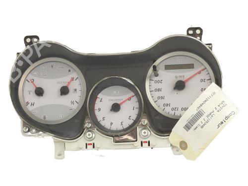 Used Instrument cluster TOYOTA RAV 4 II (_A2_) 2.0 D 4WD (CLA20_, CLA21_, CLA20R, CLA21R) (116 hp) 32016211